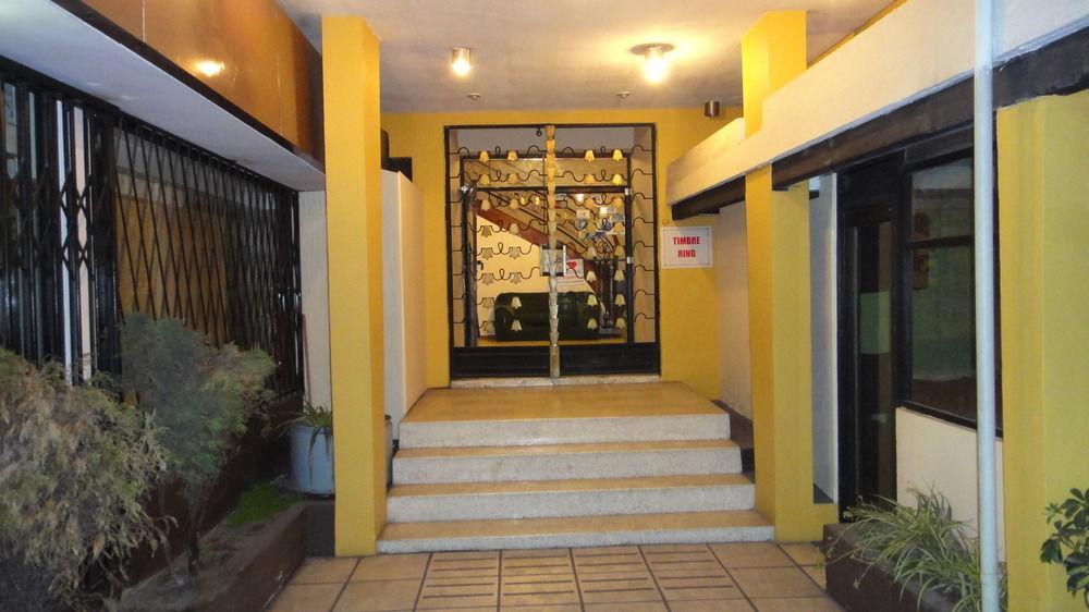 Alston Inn Hotel キト エクステリア 写真